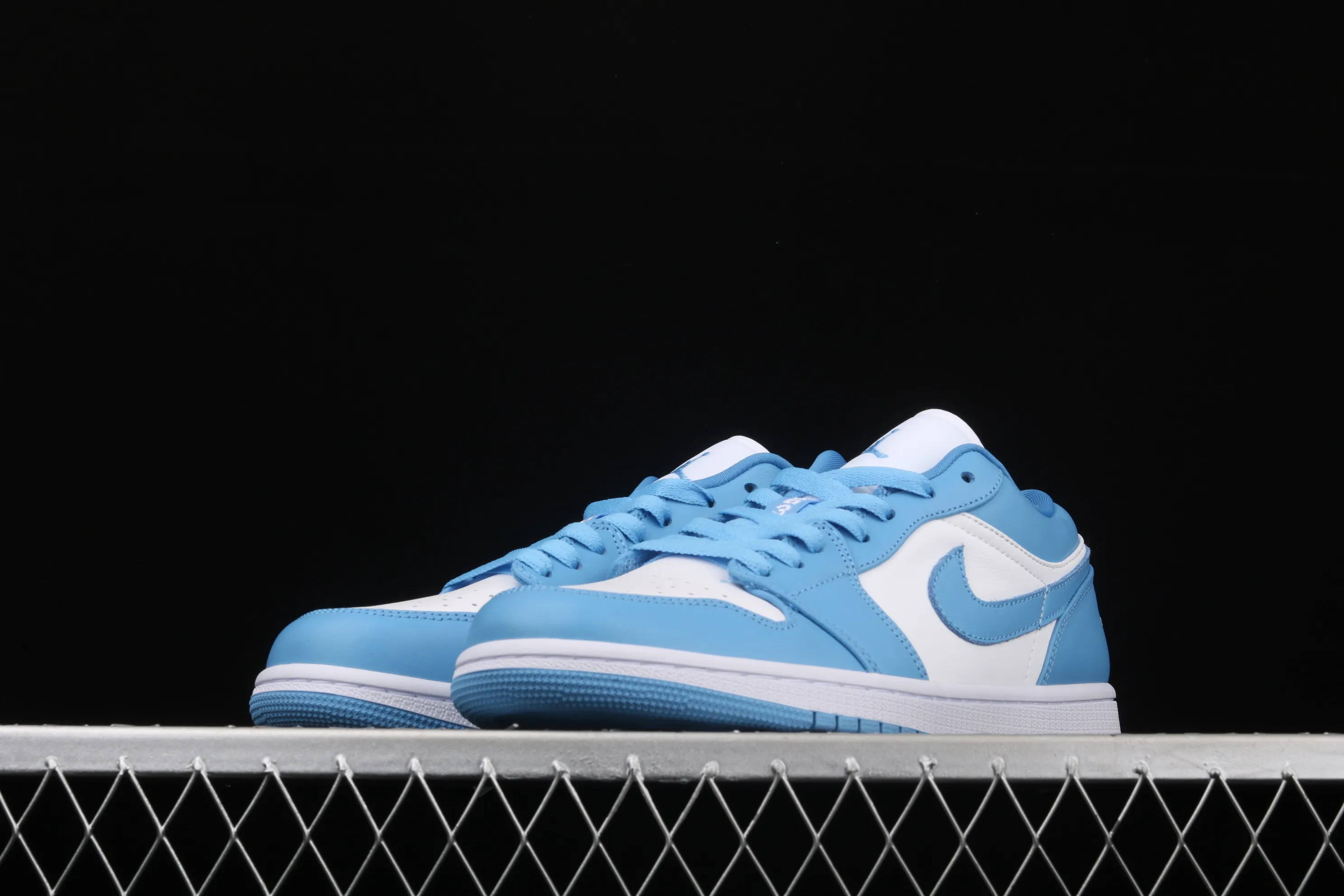 All categories Air Jordan Jordan series basketball shoes Air Jordan 1 Low new version Air Jordan 1 Low Shadow AJ1 Joe 1 North Carolina blue low-top cultural and leisure sports sneakers AO9944-441
